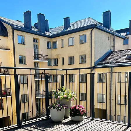 Modern With Private Terrace *